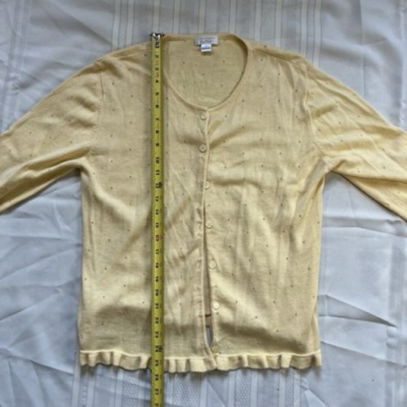 Croft & Barrow Cottagecore Ruffle Cardigan Large Soft Yellow Boho Cozy Knit - Picture 8 of 11